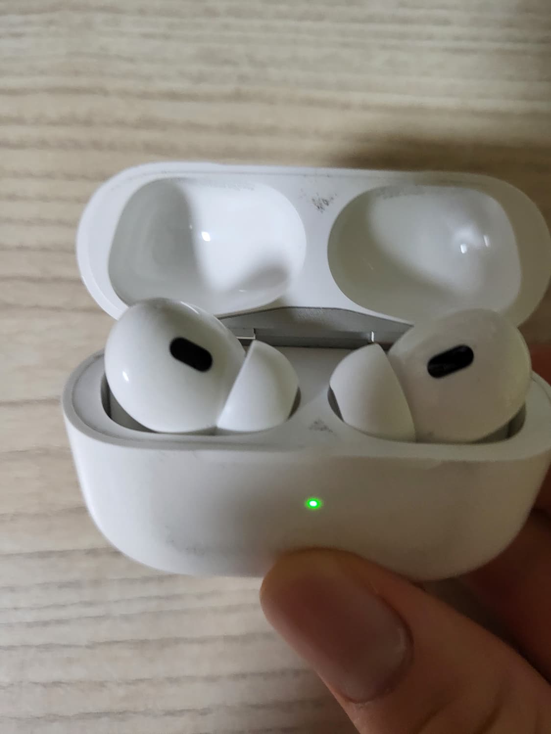 에어팟 프로 2 c타입 상품이미지3