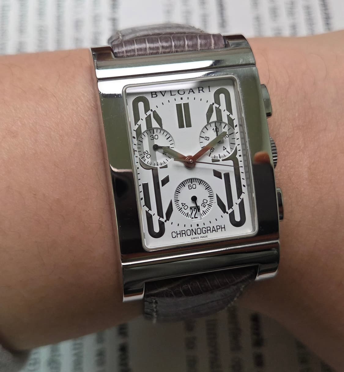 레어] 불가리 렉탕골로 화이트판 사각탱크 크로노그래프 라지스틸 쿼츠  상품이미지9