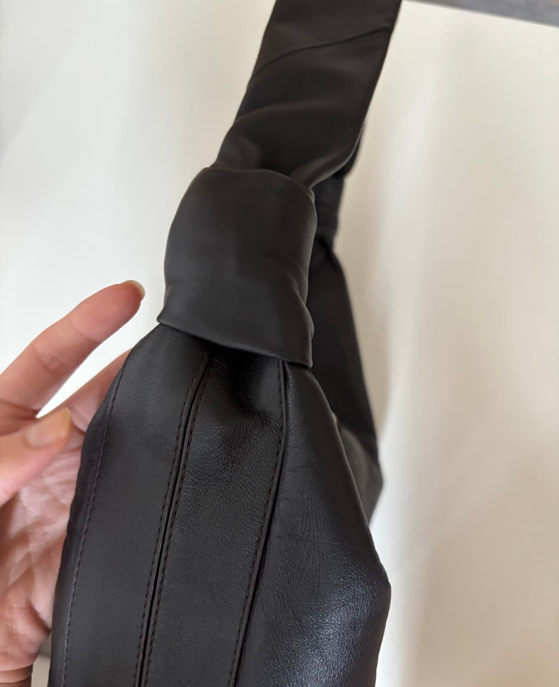 르메르 포춘백 라지 다크초코 상품이미지8