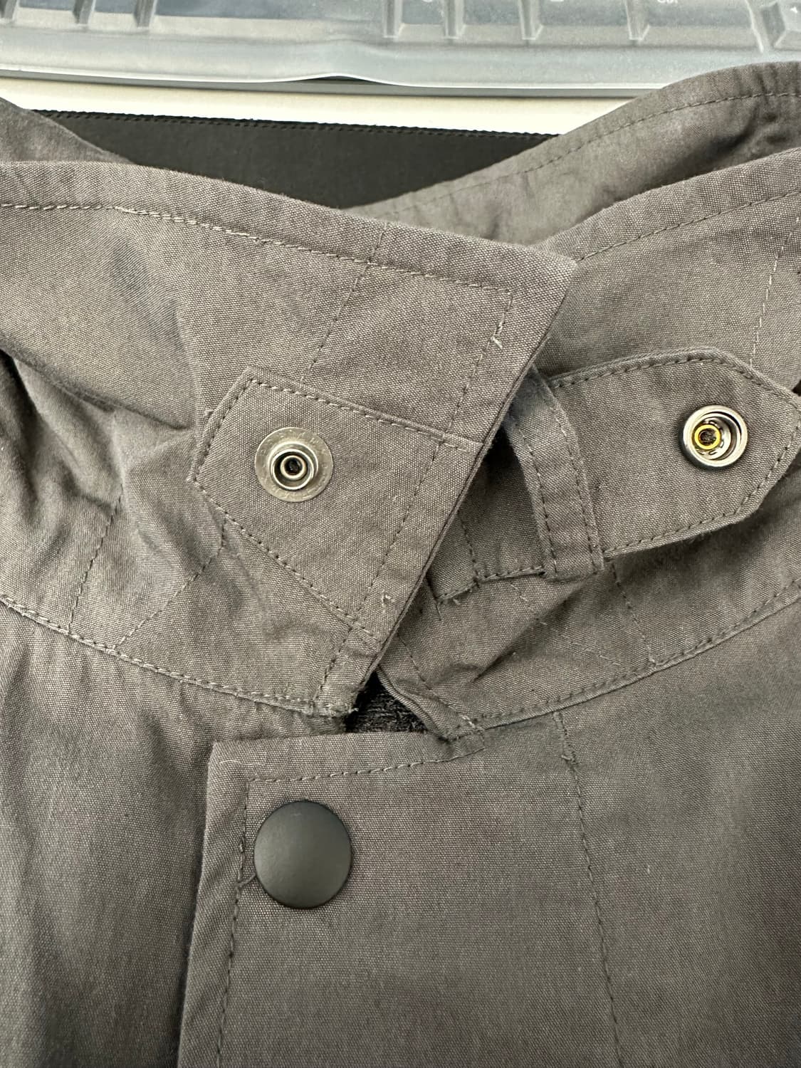 무탠다드 시티 레저 오버사이즈 발마칸 트렌치 코트(그레이) 상품이미지3