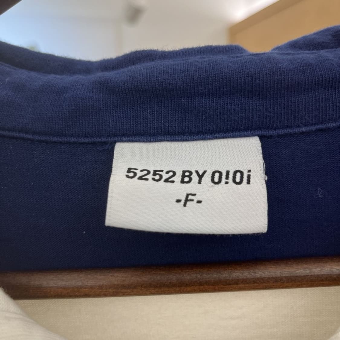 오아이오아이 레트로 00's 스트라이프 카라 롱슬리브 F C10272 상품이미지5