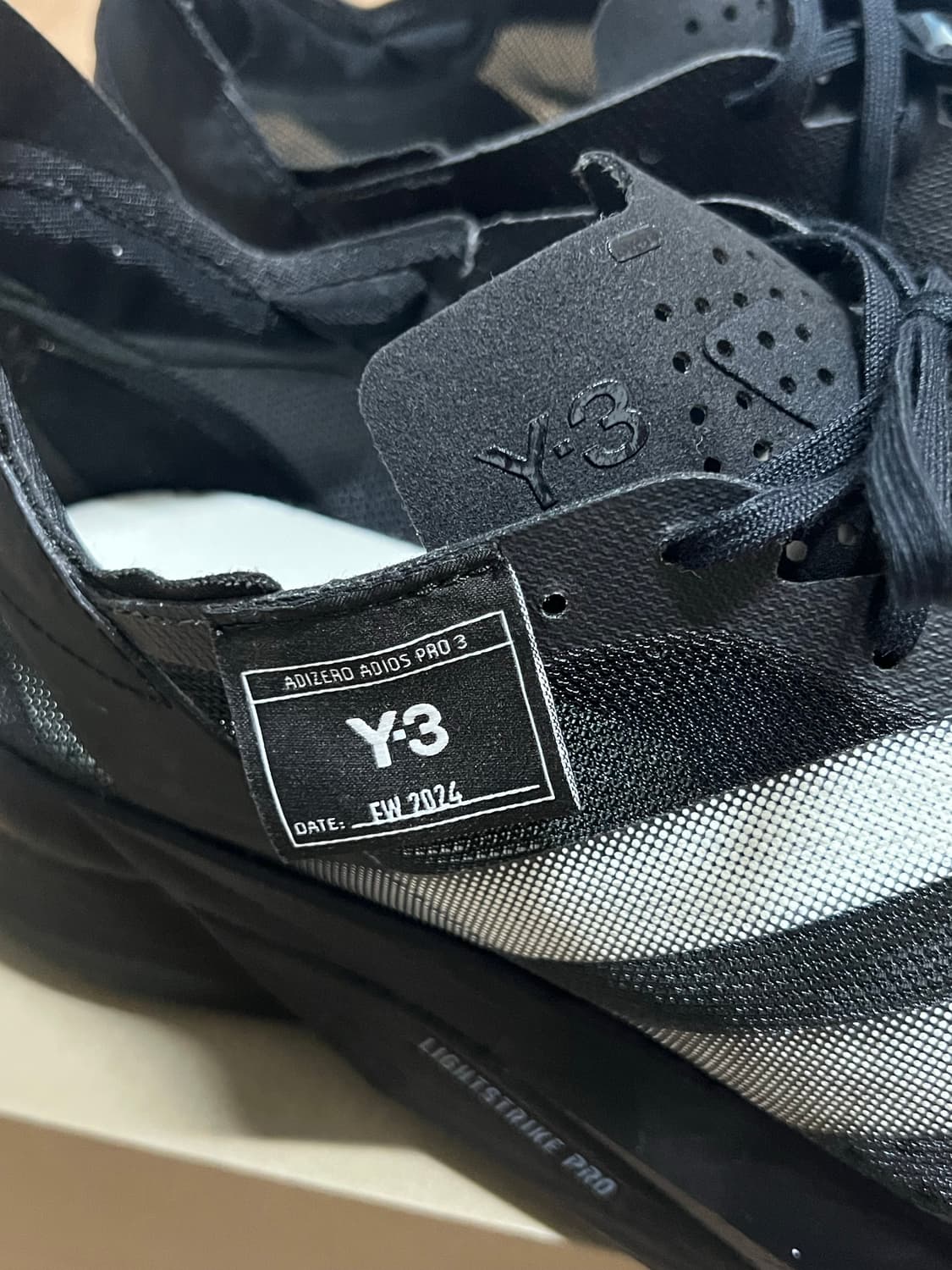 Y-3 x 아디오스 프로 3.0 코어 블랙 오프화이트 / 275 상품이미지7