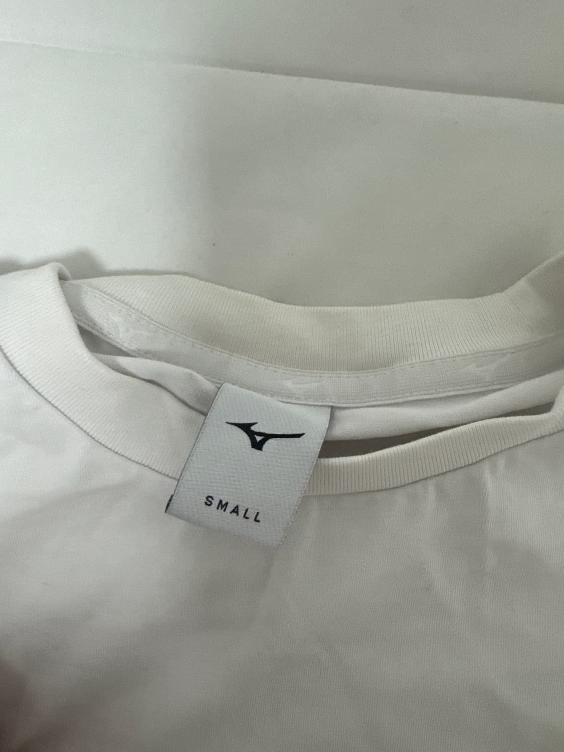 미즈노 화이트 PLAY ALL DAY 반팔티 m 상품이미지2