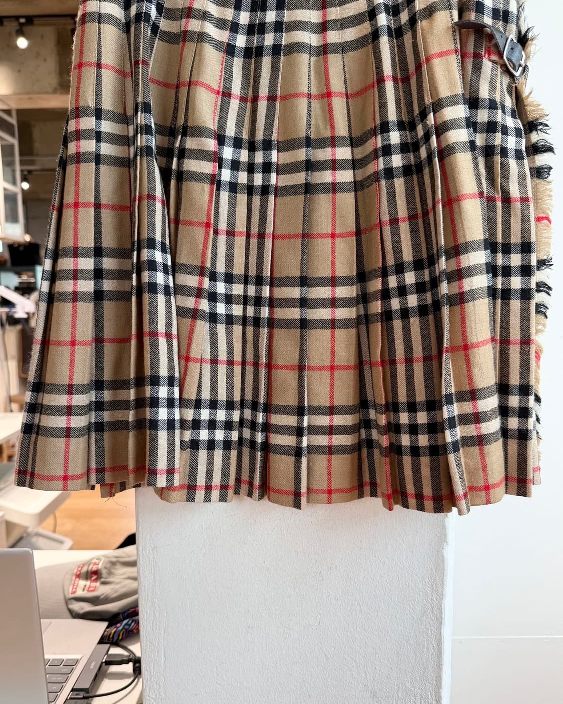 버버리 브라운 노바체크 랩 미니스커트  상품이미지7