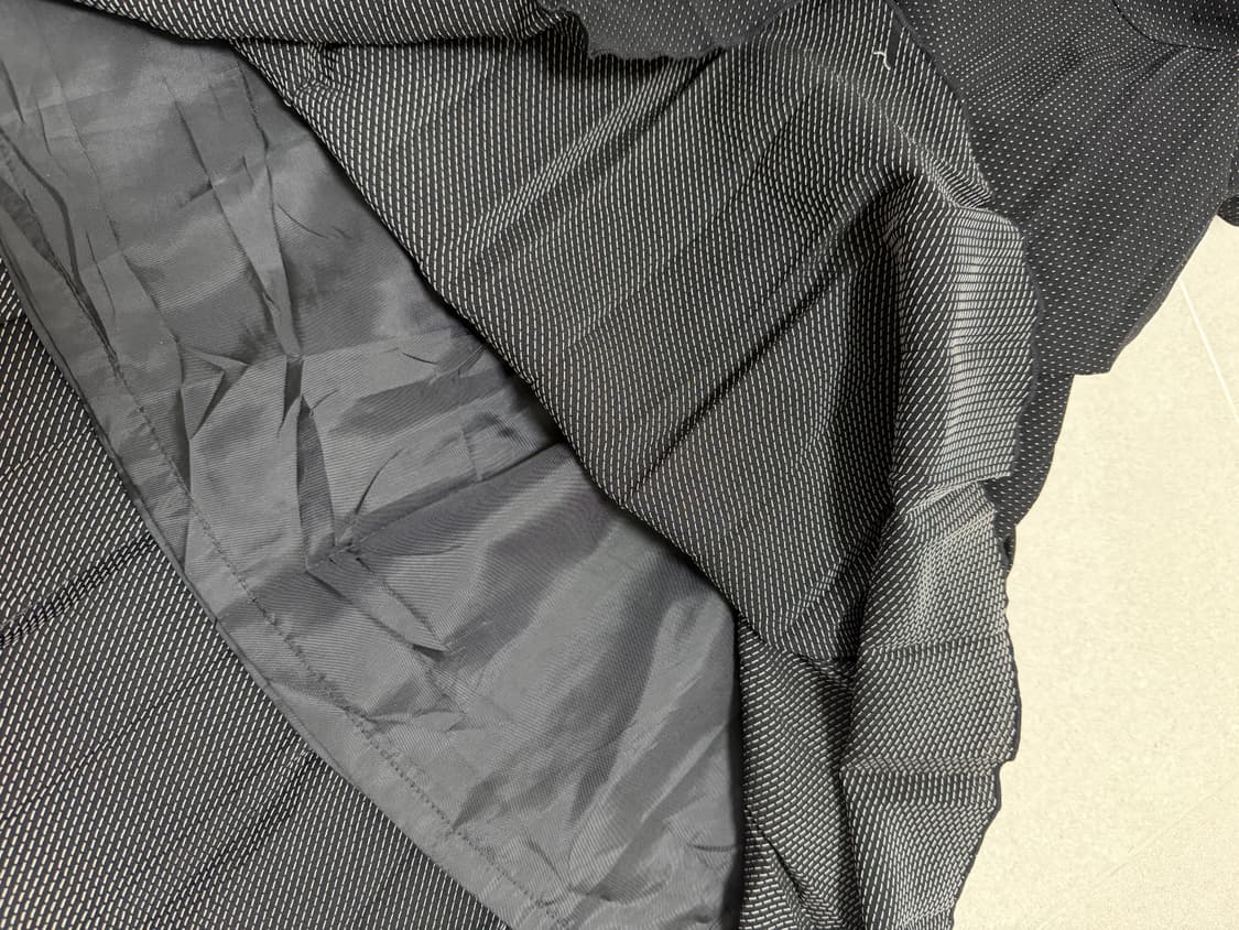 dots pleats midi skirt 도트 플리츠 버튼 스커트 상품이미지4