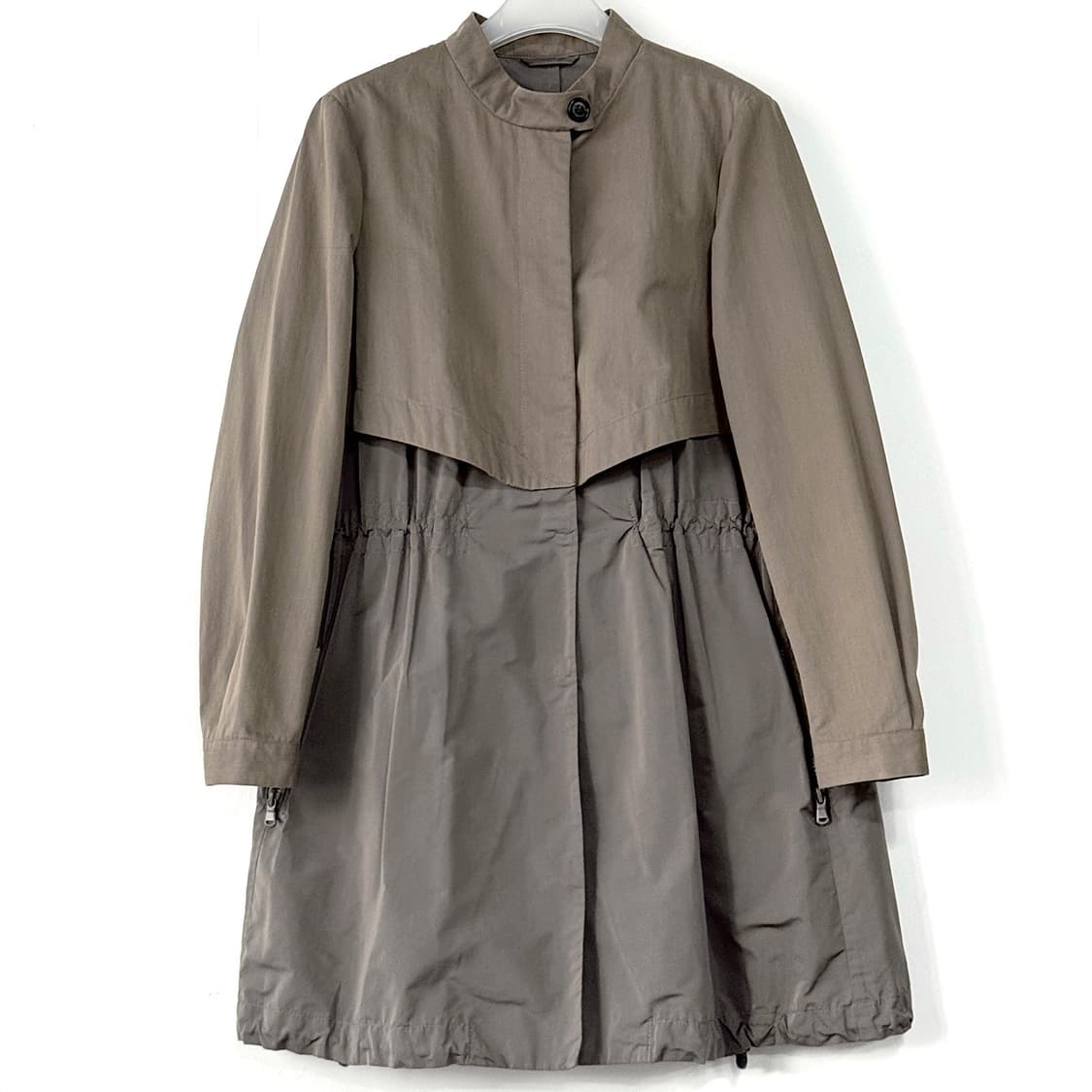 브루넬로쿠치넬리 배색 트렌치 코트 상품이미지1