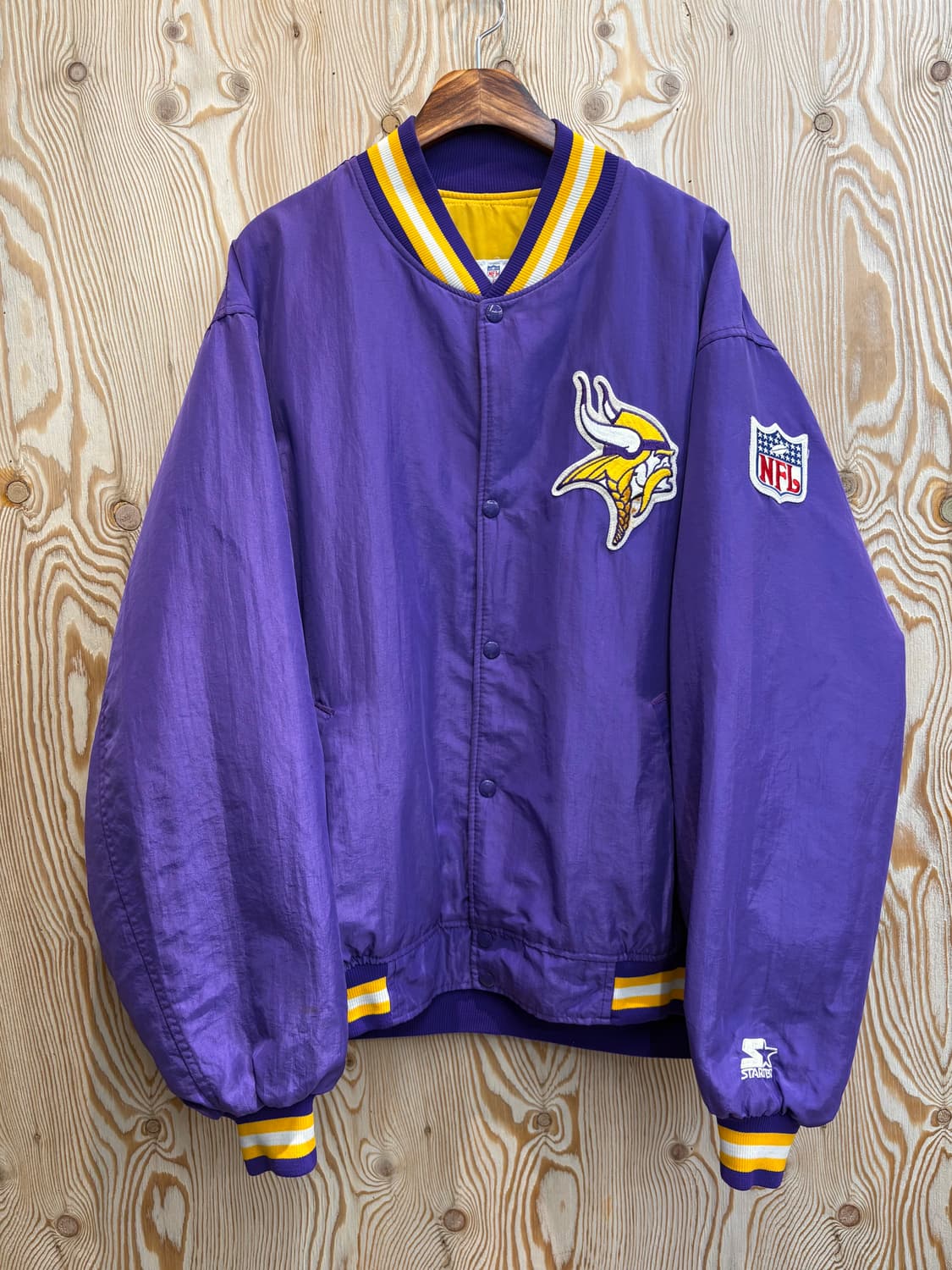 90s 미제생산 스타터 NFL 미네소타 바이킹스 사틴자켓 상품이미지1