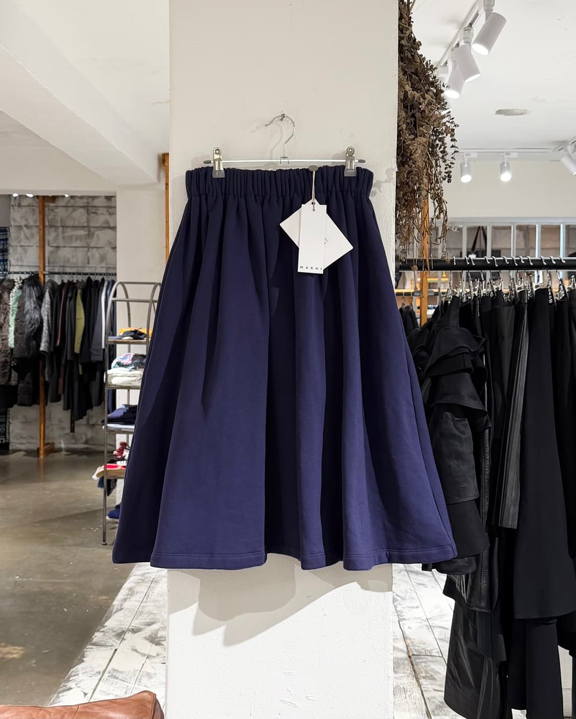 마르니 네이비 기모 플레어 스커트 상품이미지1