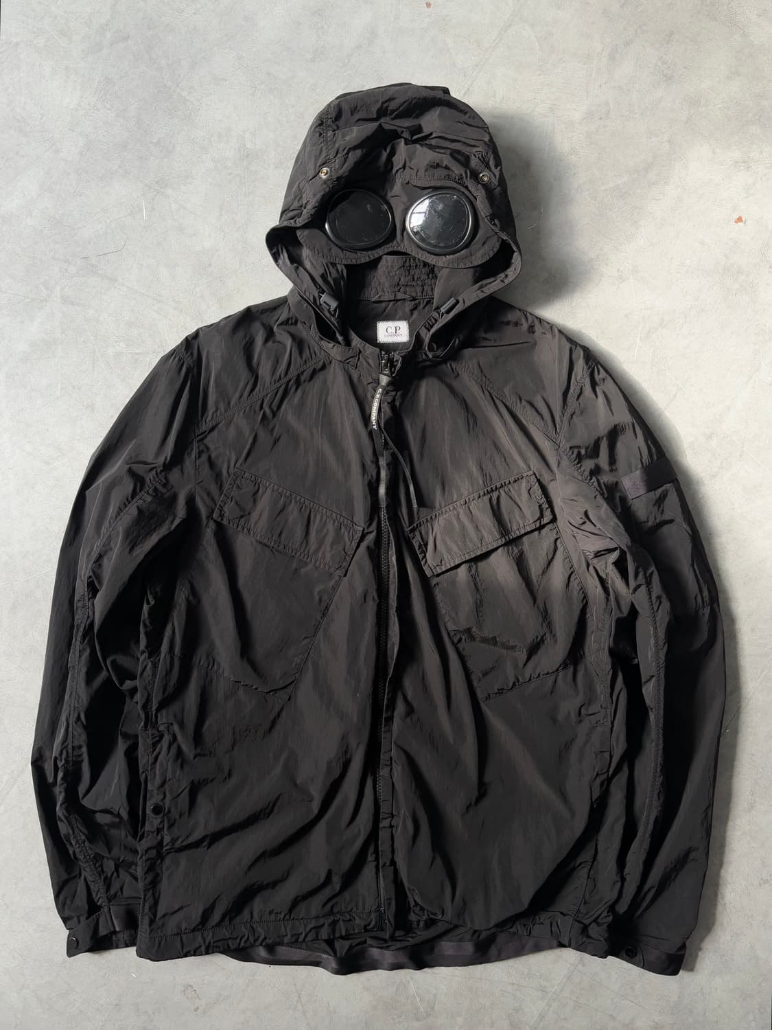 CP 컴퍼니 블랙 고글 나일론 후드 자켓 상품이미지2