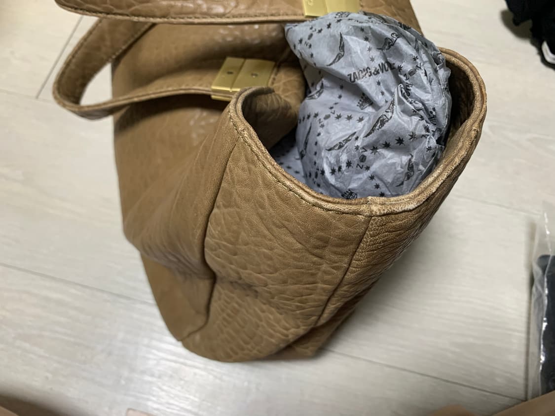 쟈딕앤볼테르 양가죽 백 새상품 (정가 899,000원 90% 할인) 상품이미지5