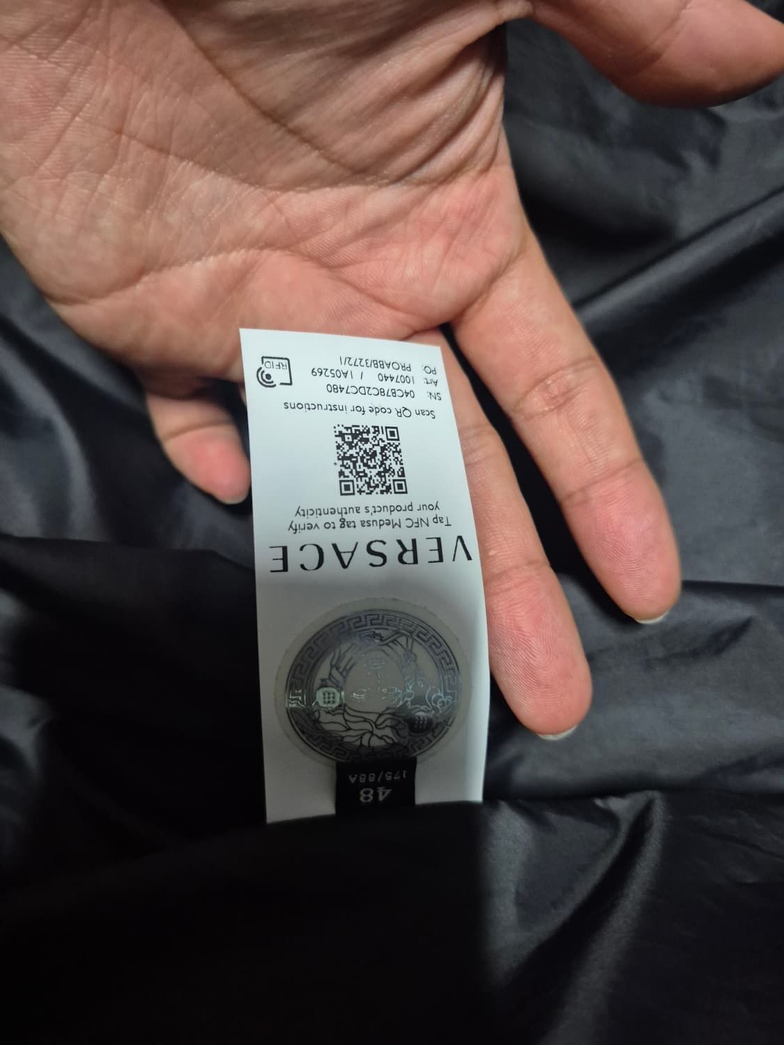 베르사체 메두사 와펜 그레카 패턴 푸퍼 패딩 L 정품 상품이미지5