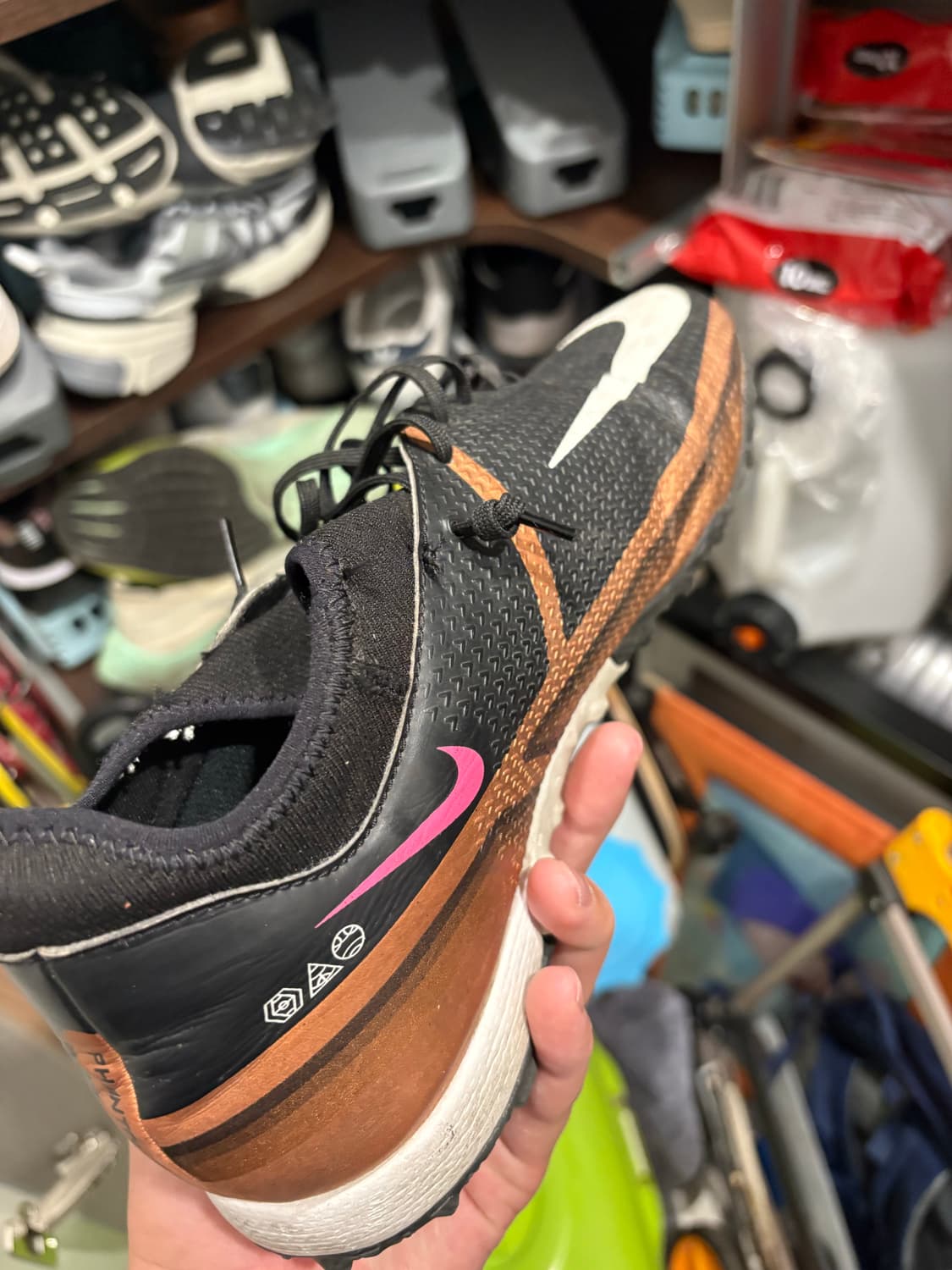 나이키 팬텀 풋살화 상품이미지1