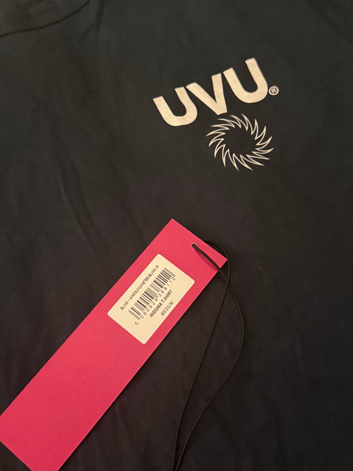 uvu 인시그니아 반팔티 m 상품이미지2