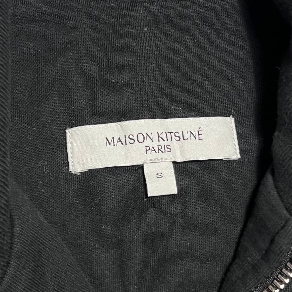 S 메종키츠네 폭스헤드 블랙 하프집업 긴팔티셔츠 상품이미지4