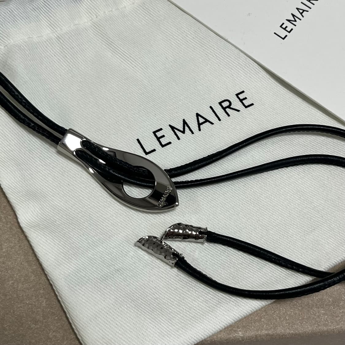 르메르 26ss 스네이크 볼로 타이 목걸이/실버 상품이미지3