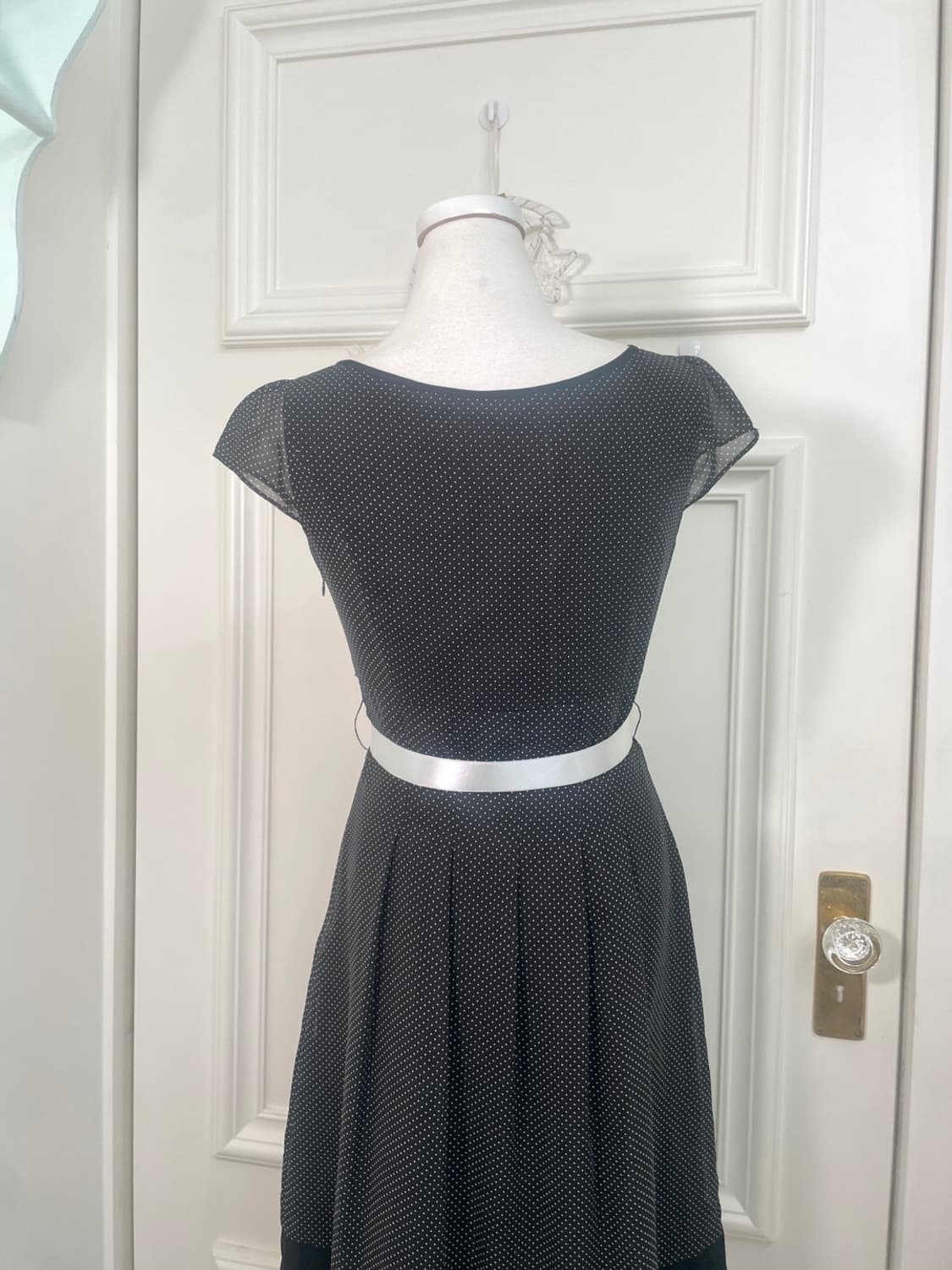 black dot cap sleeve summer midi opc 상품이미지4