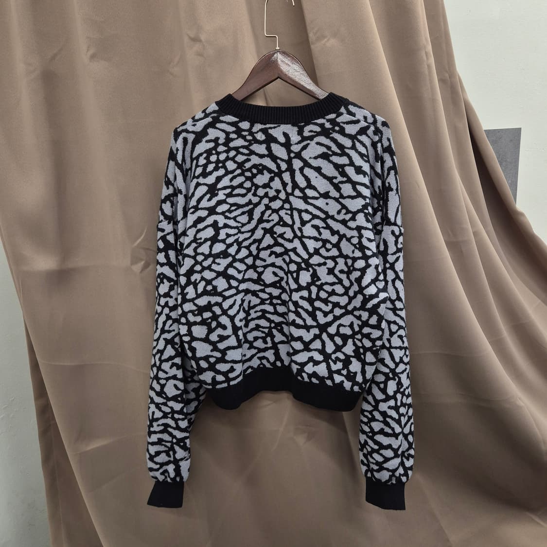 조던 엘리펀트 패턴 가디건 M 상품이미지3