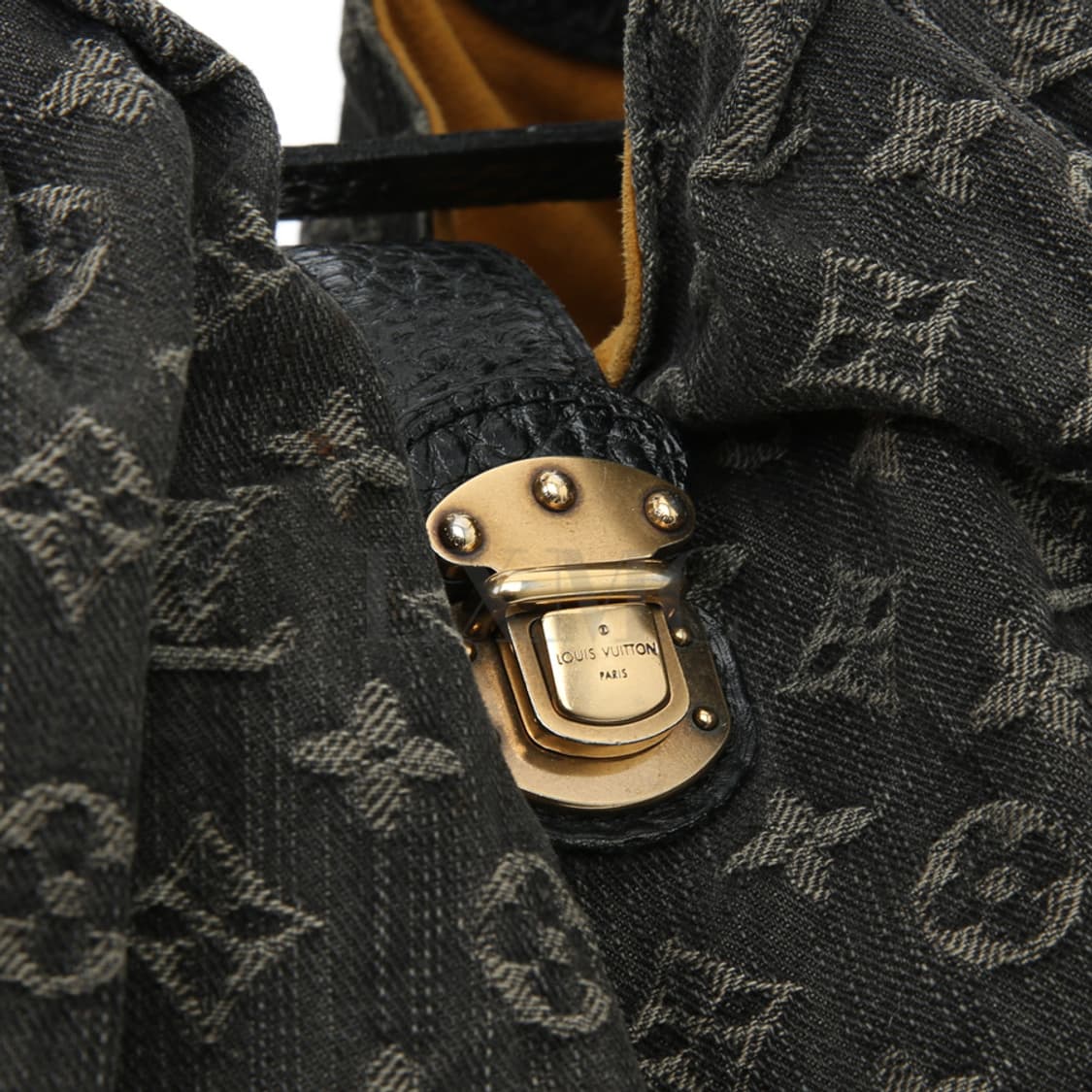 루이비통 데님 마히나 XL 블랙 캐비 숄더 M95510 상품이미지9