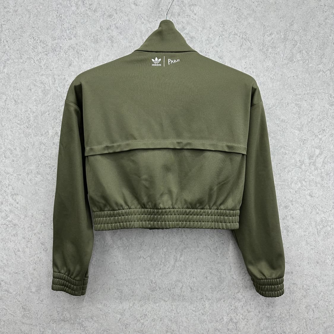 95 아디다스 X PARLEY 여자 크롭 져지 트랙탑 상품이미지2