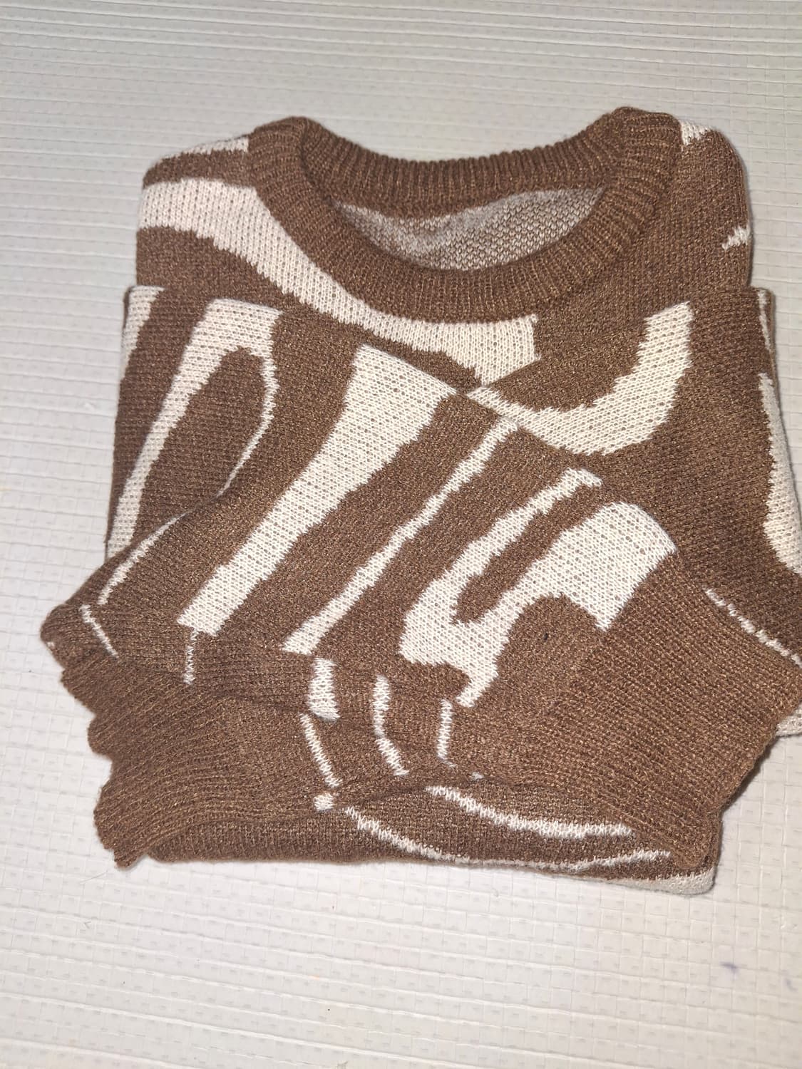 브라운 화이트 니트 상품이미지1