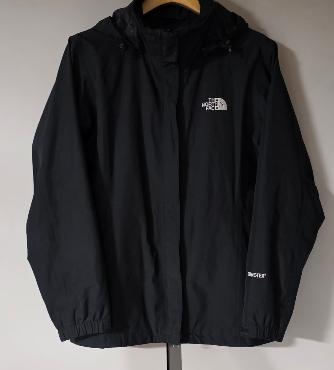 노스페이스 고어택스 여성 바람막이자켓.  
싸이즈 95 XL.   A급
 상품이미지1