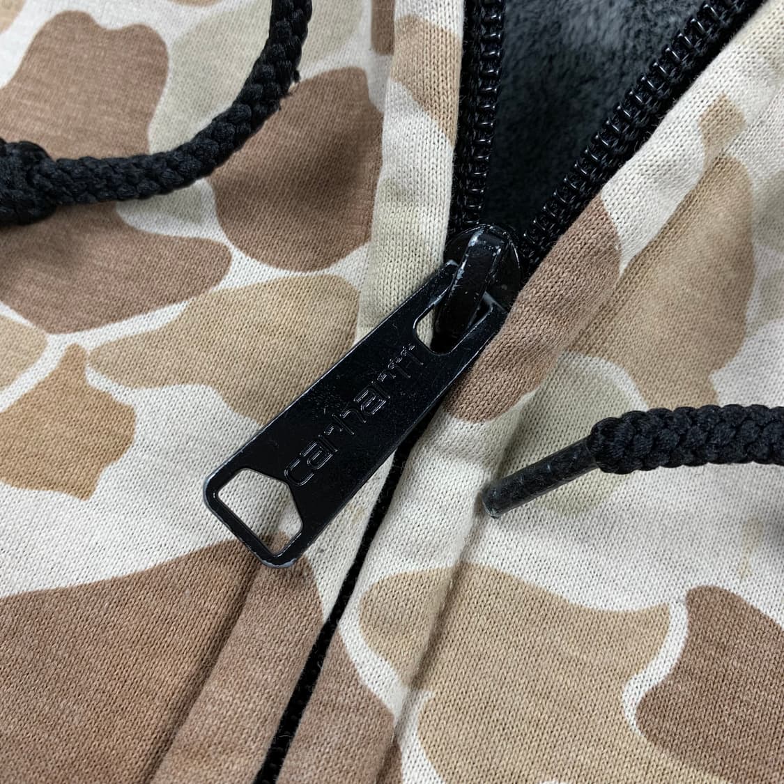 칼하트 WIP 데저트 카모 카럭스 써모 스웻 후드집업 상품이미지4