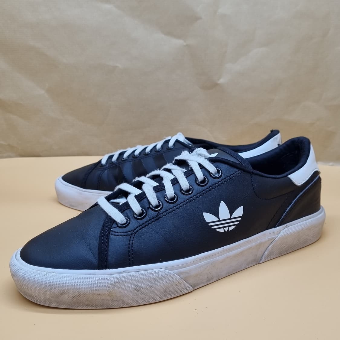 아디다스 아바카 검흰 남성스니커즈265 상품이미지1