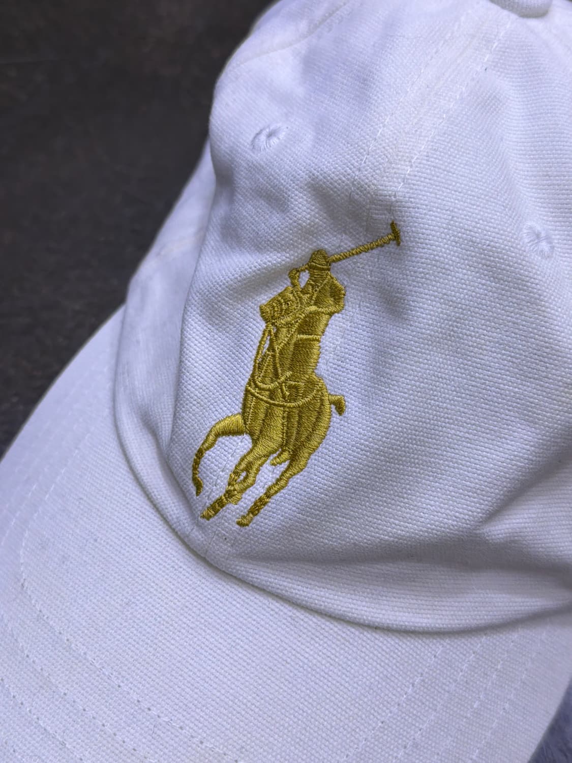 폴로 랄프로렌 빅포니 골드 자수 화이트 볼캡 상품이미지3