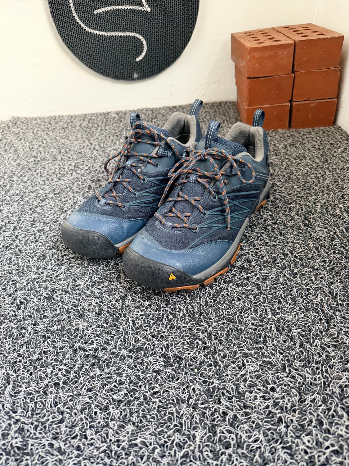KEEN 등산화 275mm 파란색 상품이미지2