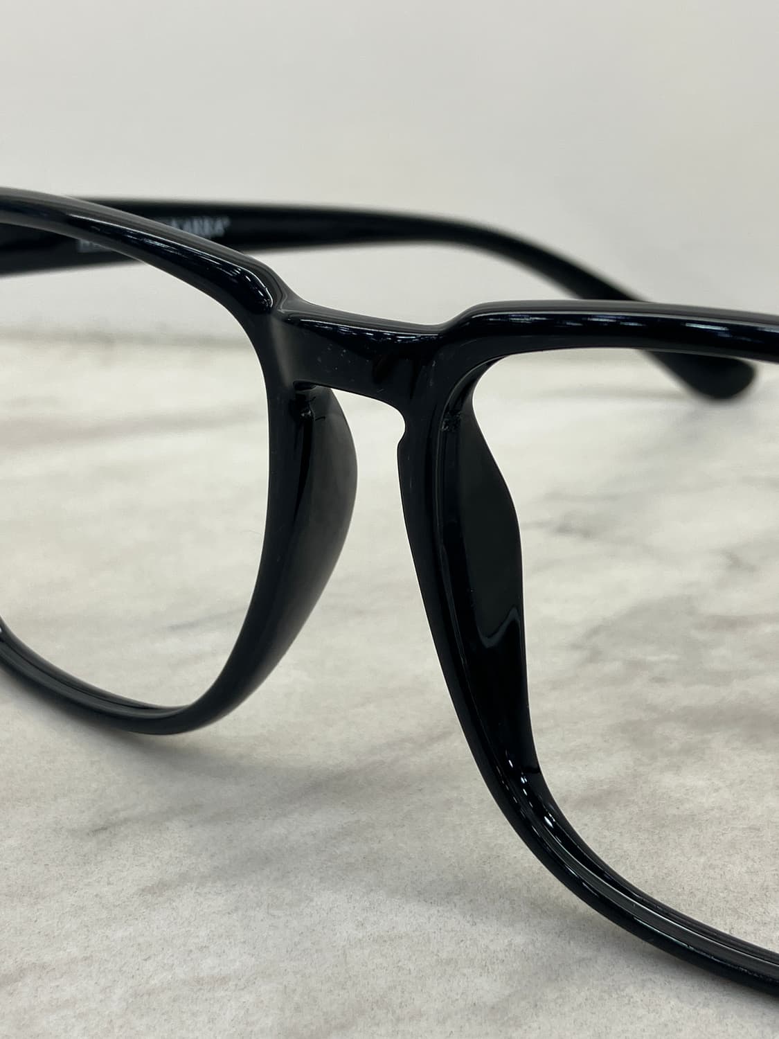 카라 KARRA 블랙 와이드 스퀘어 빅 뿔테 안경 상품이미지5