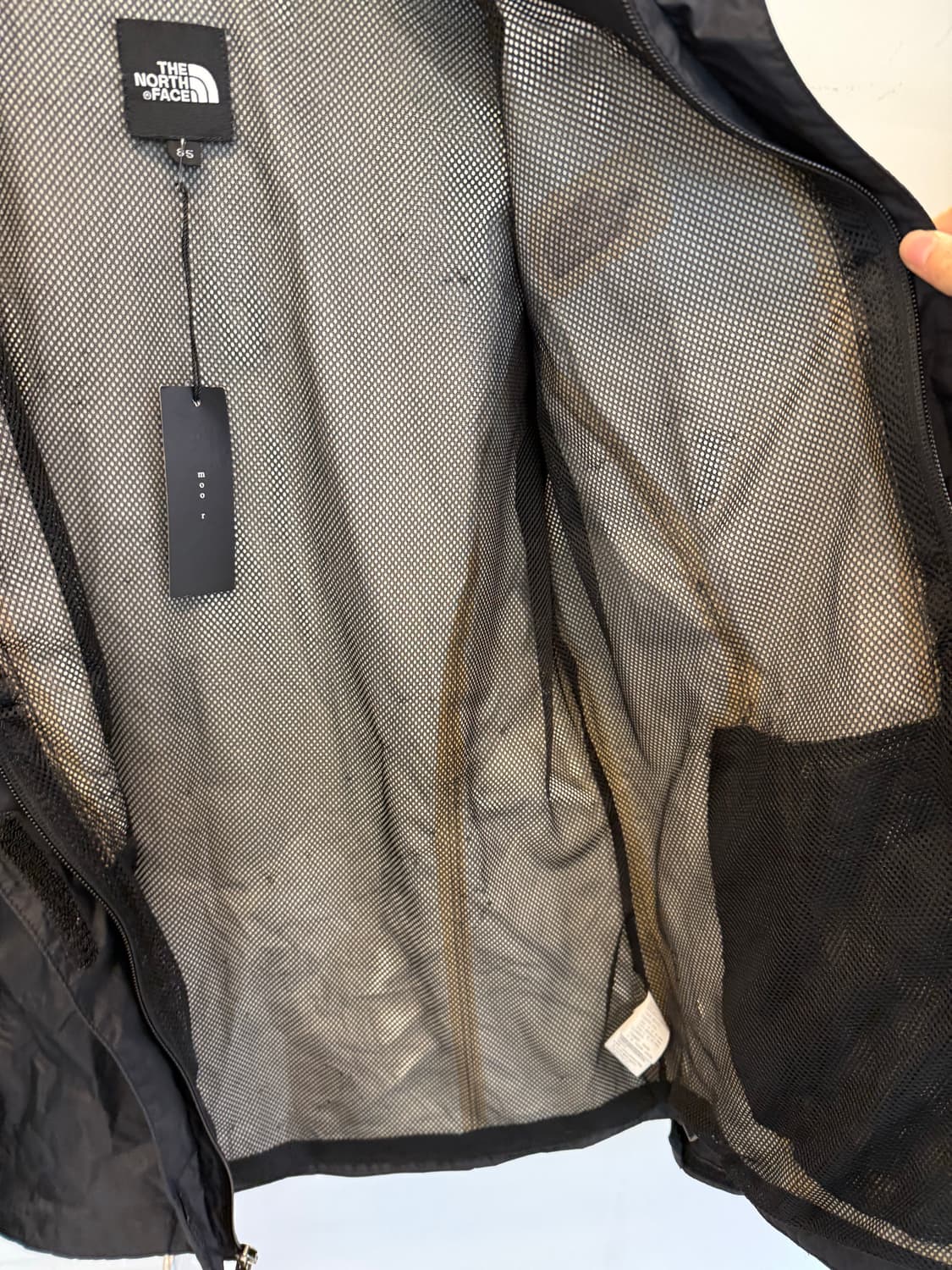 North Face Dryvent Windbreaker Jacket   상품이미지9