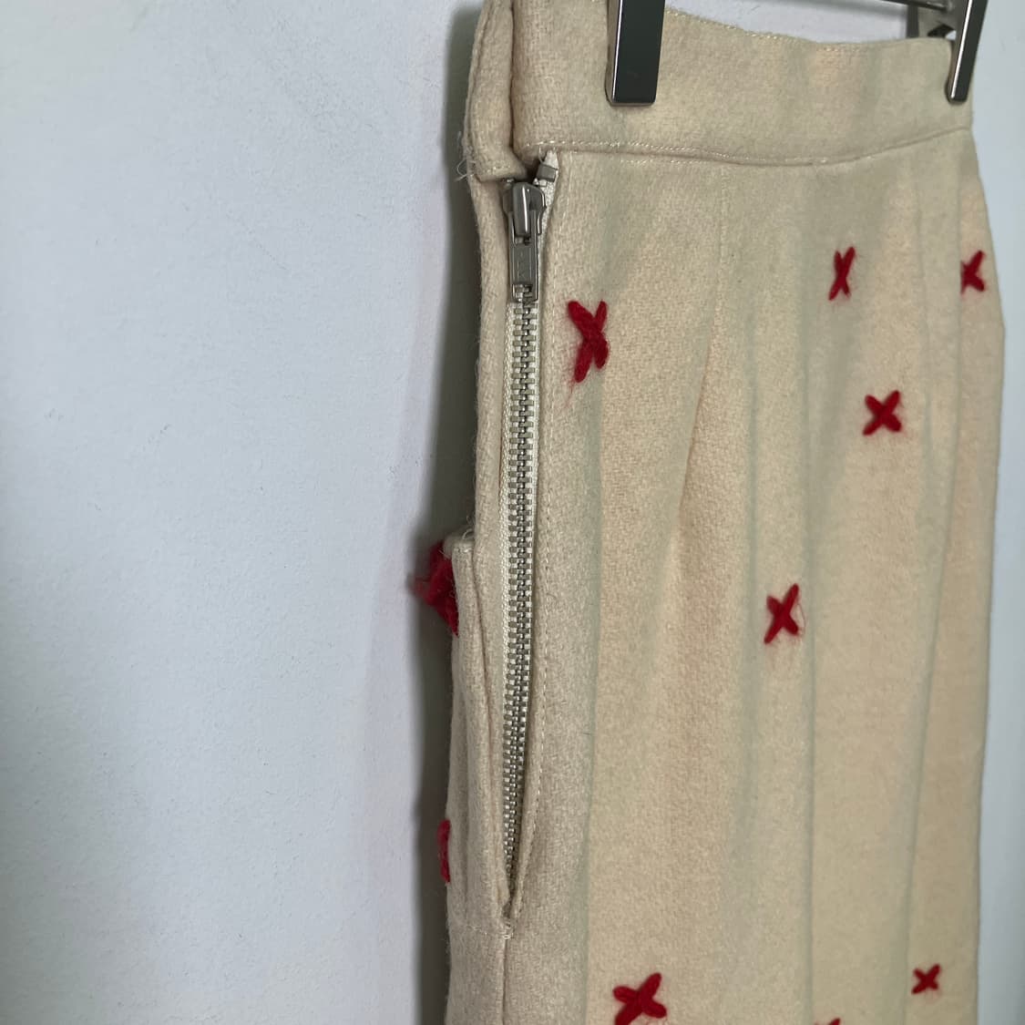 80's 이세이미야케 레드 스티치 울 스커트 상품이미지7