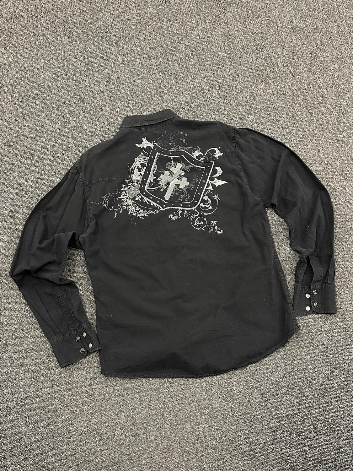 M)일본 빈티지 십자가 프린팅 블랙 셔츠 상품이미지4