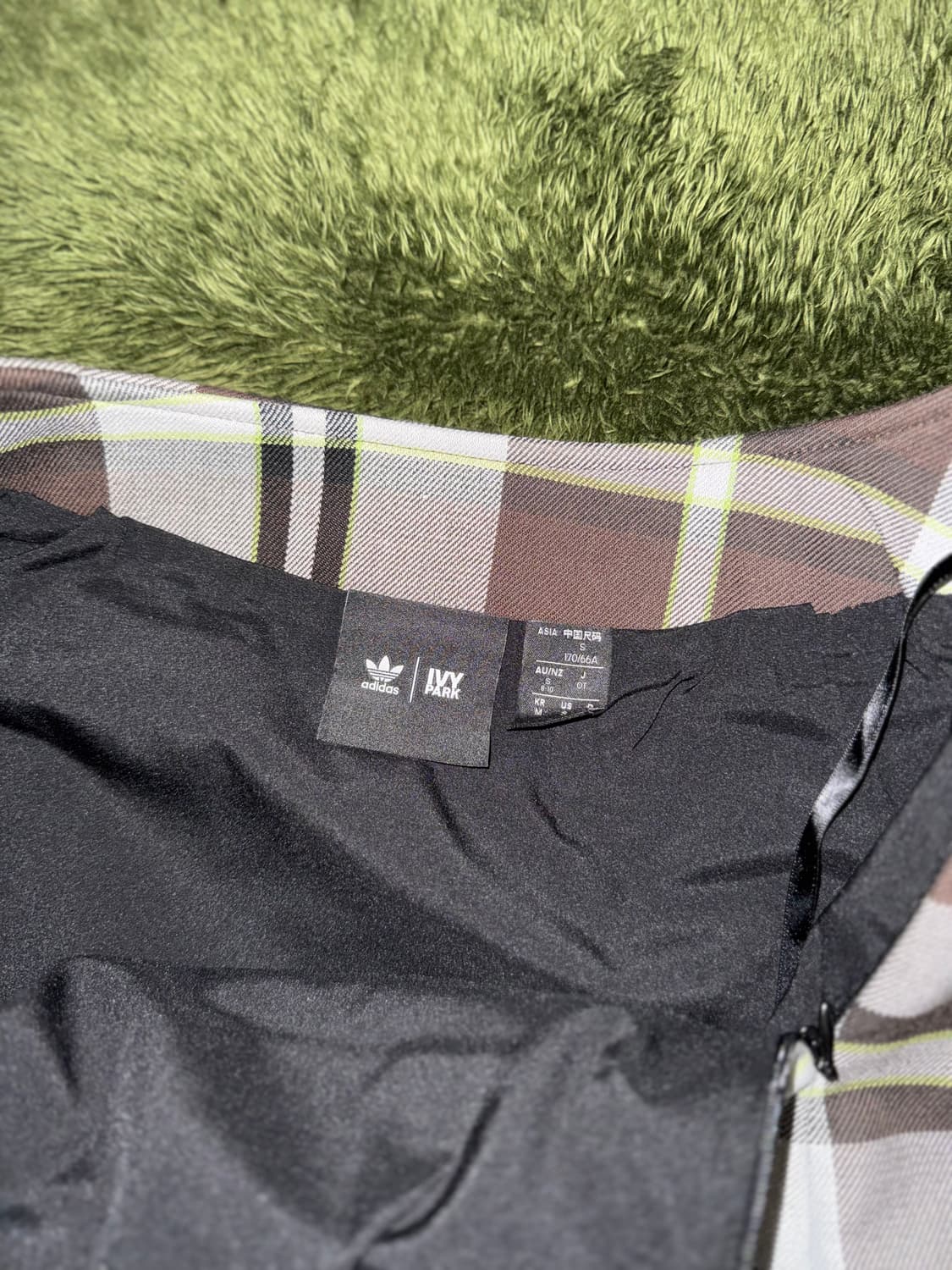 [M] 아디다스 X IVY PARK 플레이드 스커트 브라운 상품이미지5