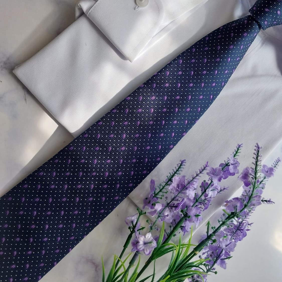 폴스튜어트 네이비 페이즐리 자카드 넥타이 8.7cm A+등급 K2392
 상품이미지5