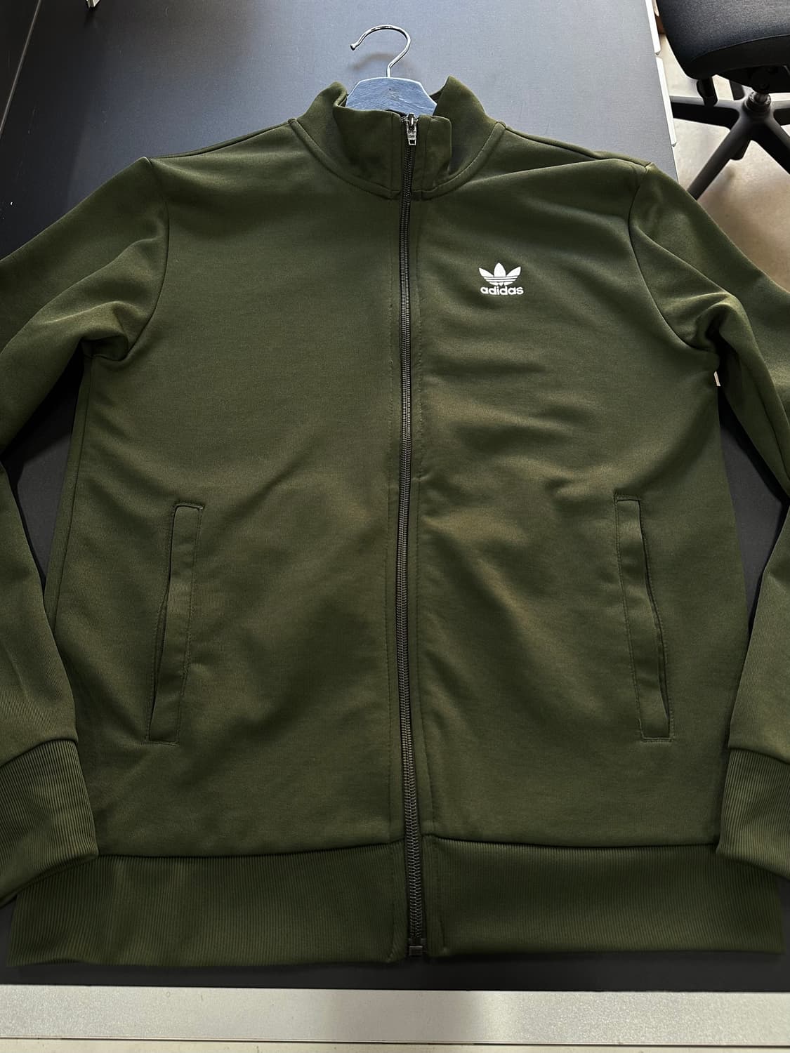 아디다스 에센셜 카키 져지 상품이미지5