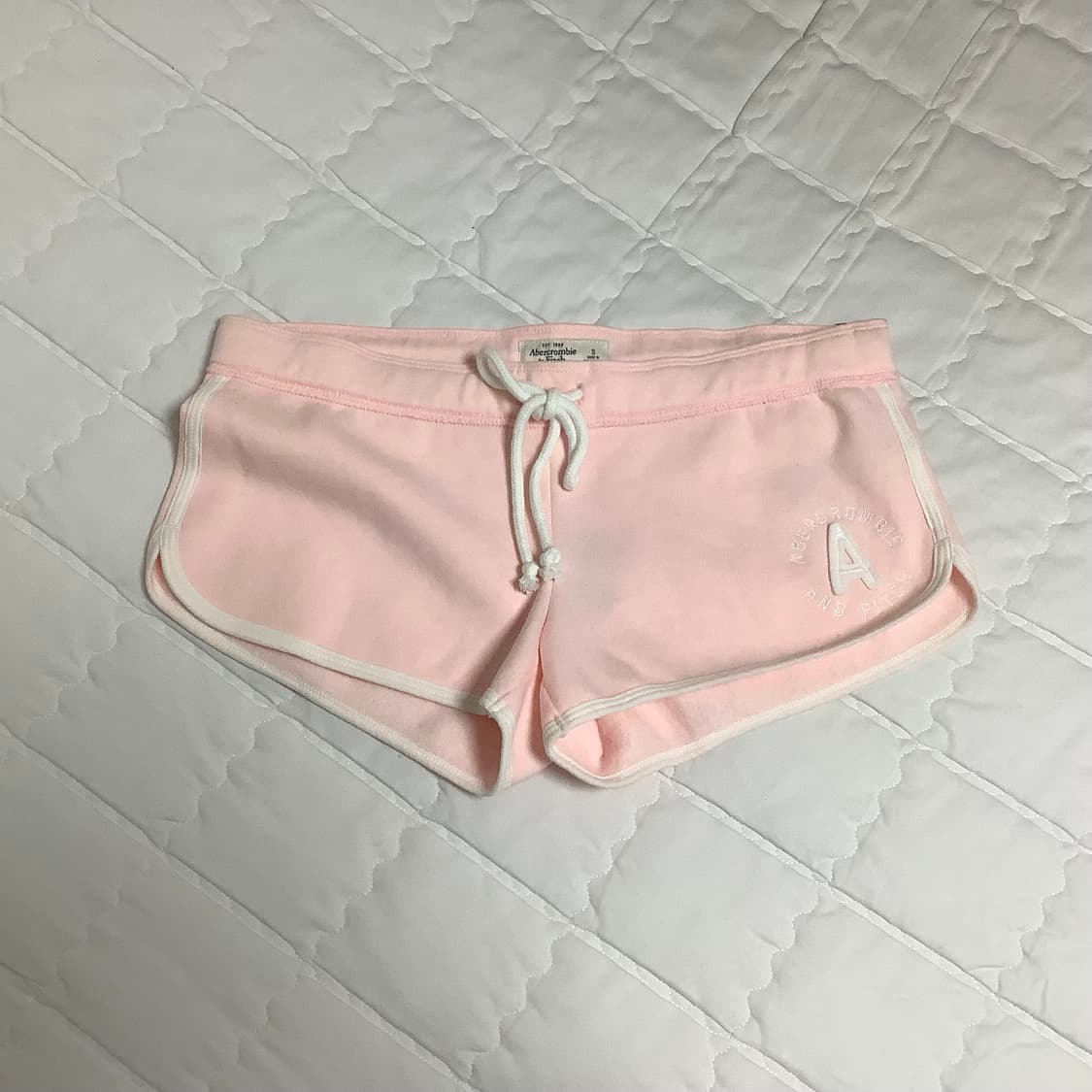 희귀한 아베크롬비 핑크 돌핀팬츠 상품이미지1