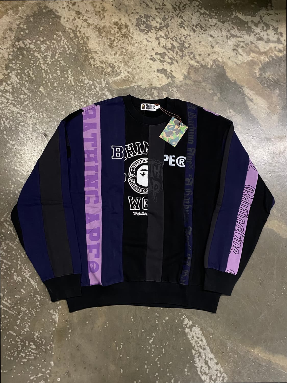 새상품 베이프 업사이클링 맨투맨 XL 상품이미지1