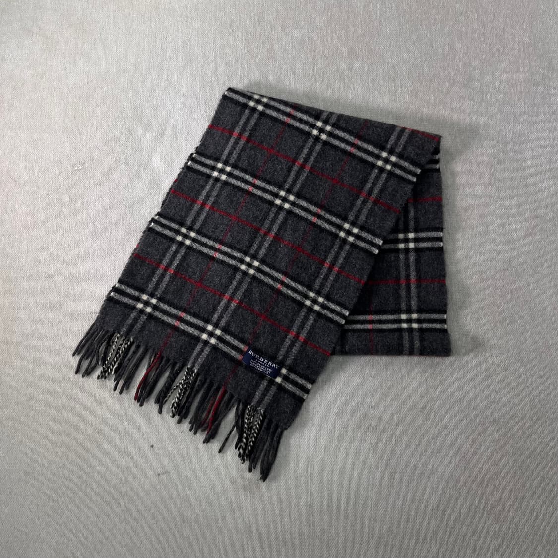버버리 노바체크 캐시미어 차콜 머플러 상품이미지1