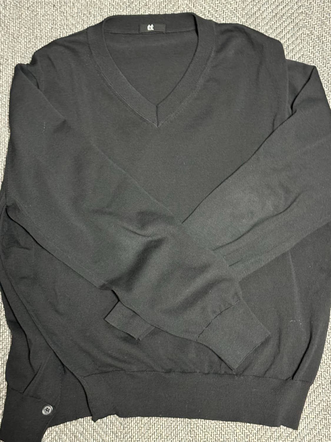 EE 브이넥 니트 블랙 (L) 상품이미지1