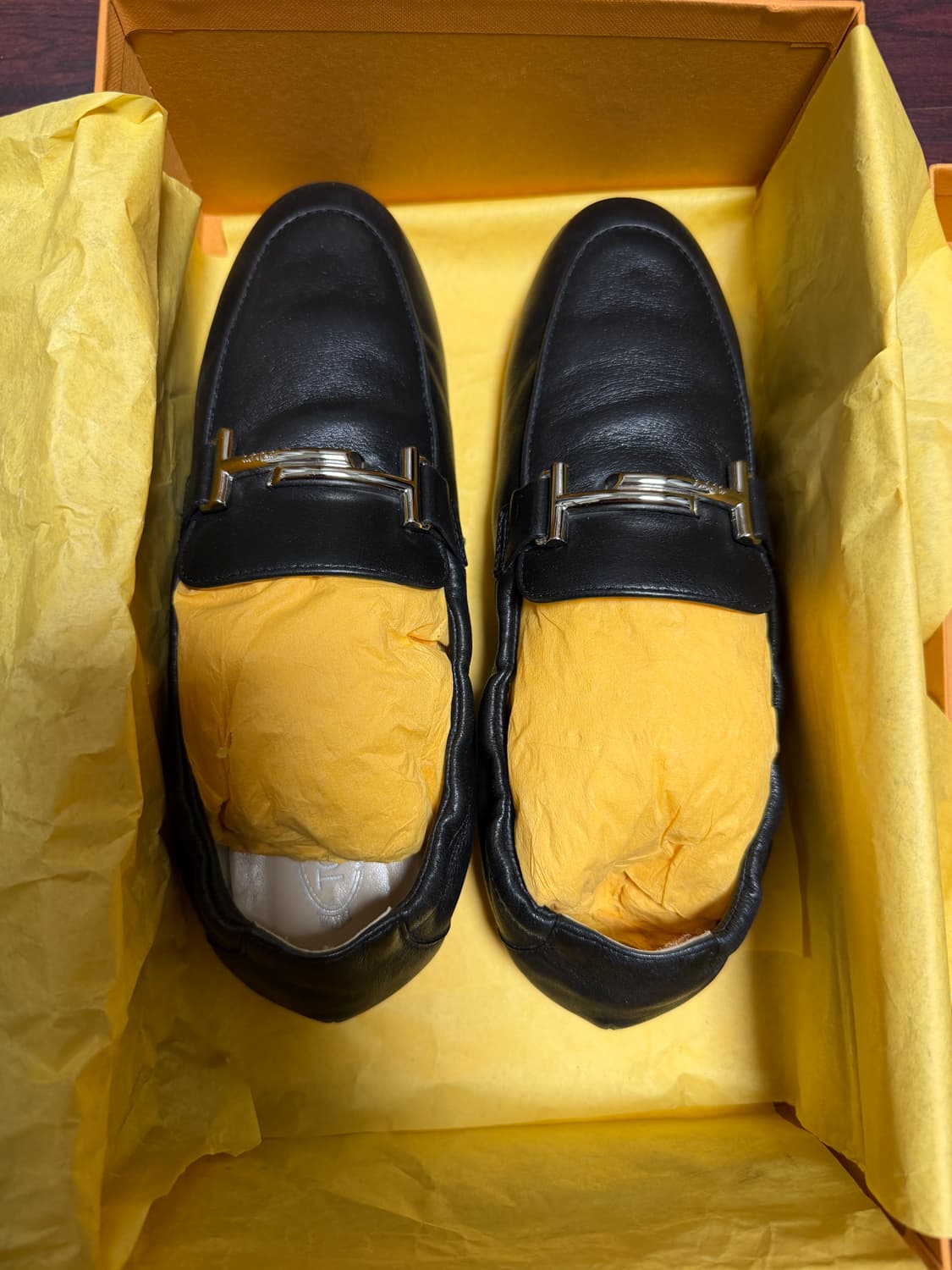 토즈 블랙 로퍼 상품이미지1