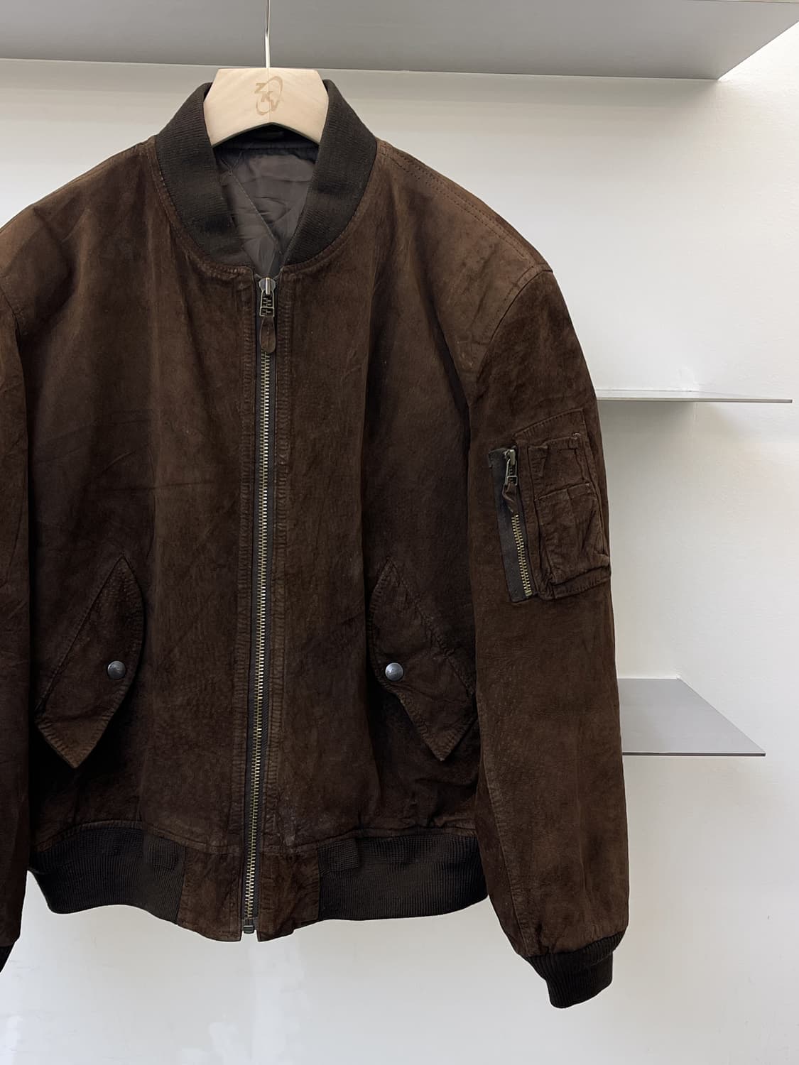 One Quarter 90s 스웨이드 레더 봄버 자켓 상품이미지3