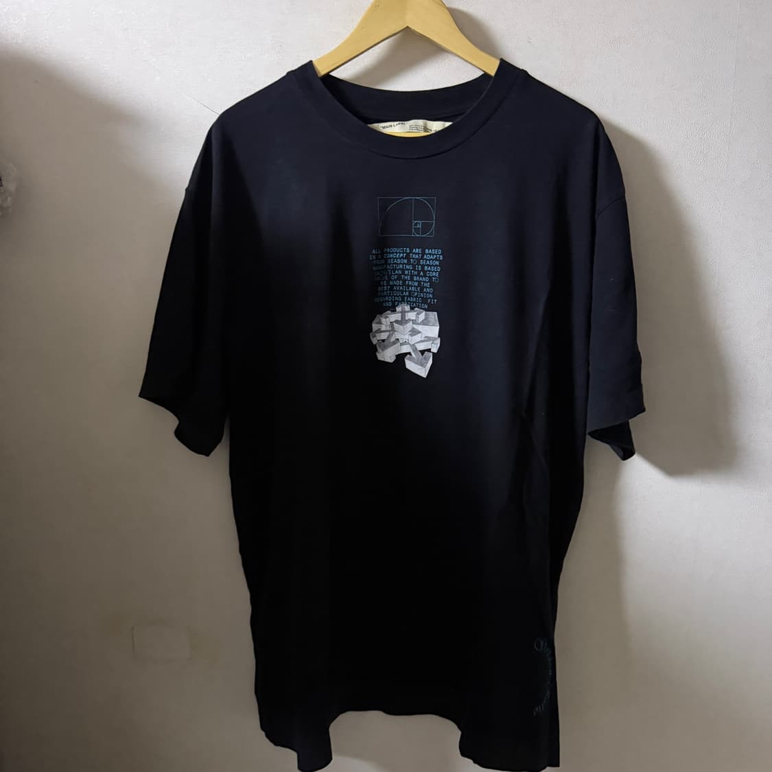 오프화이트 20SS 오버핏 티셔츠 L (프리) 상품이미지1