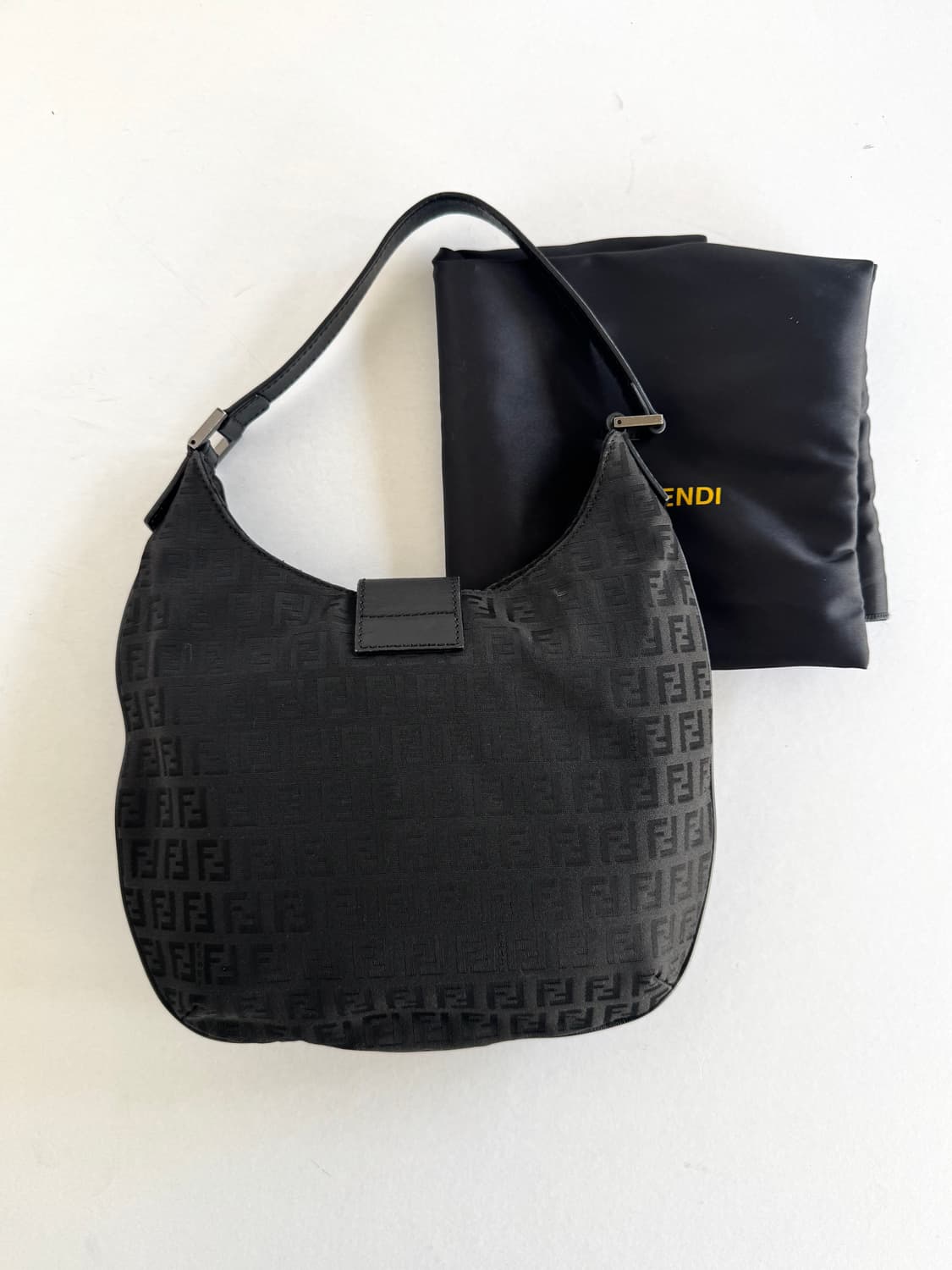 FENDI Zucca Hobo Bag 펜디 주카 호보백 상품이미지9