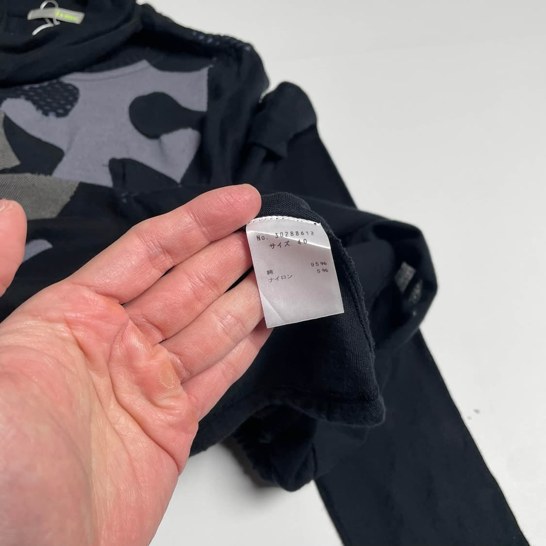 i+mu 퍼즐 패턴 홀 터틀넥 롱슬리브 상품이미지10