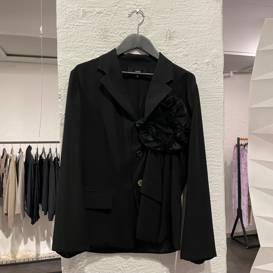 꼼데가르송 플로랄 코사지 블레이저 상품이미지1