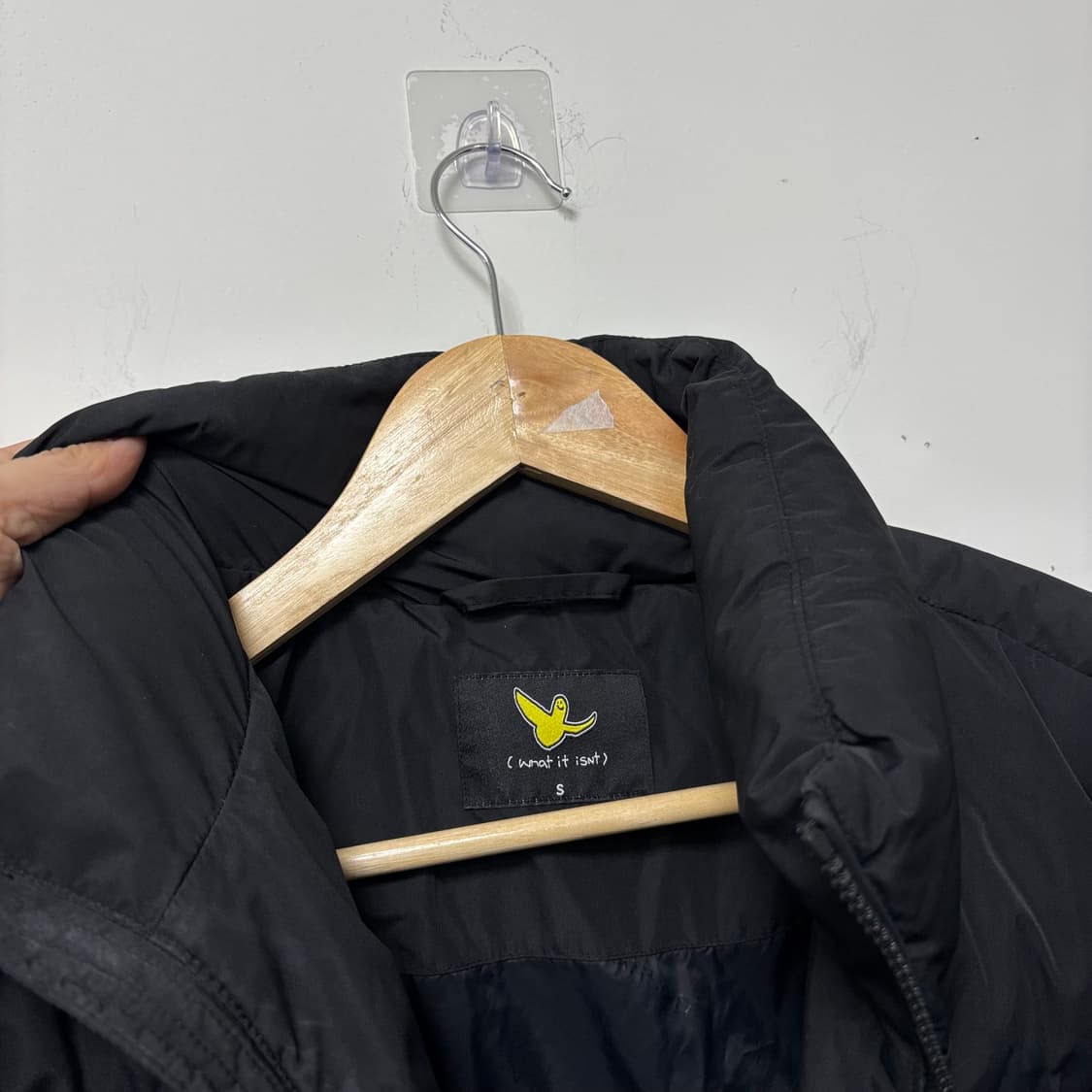 와릿이즌 블랙 숏푸퍼 패딩 상품이미지3