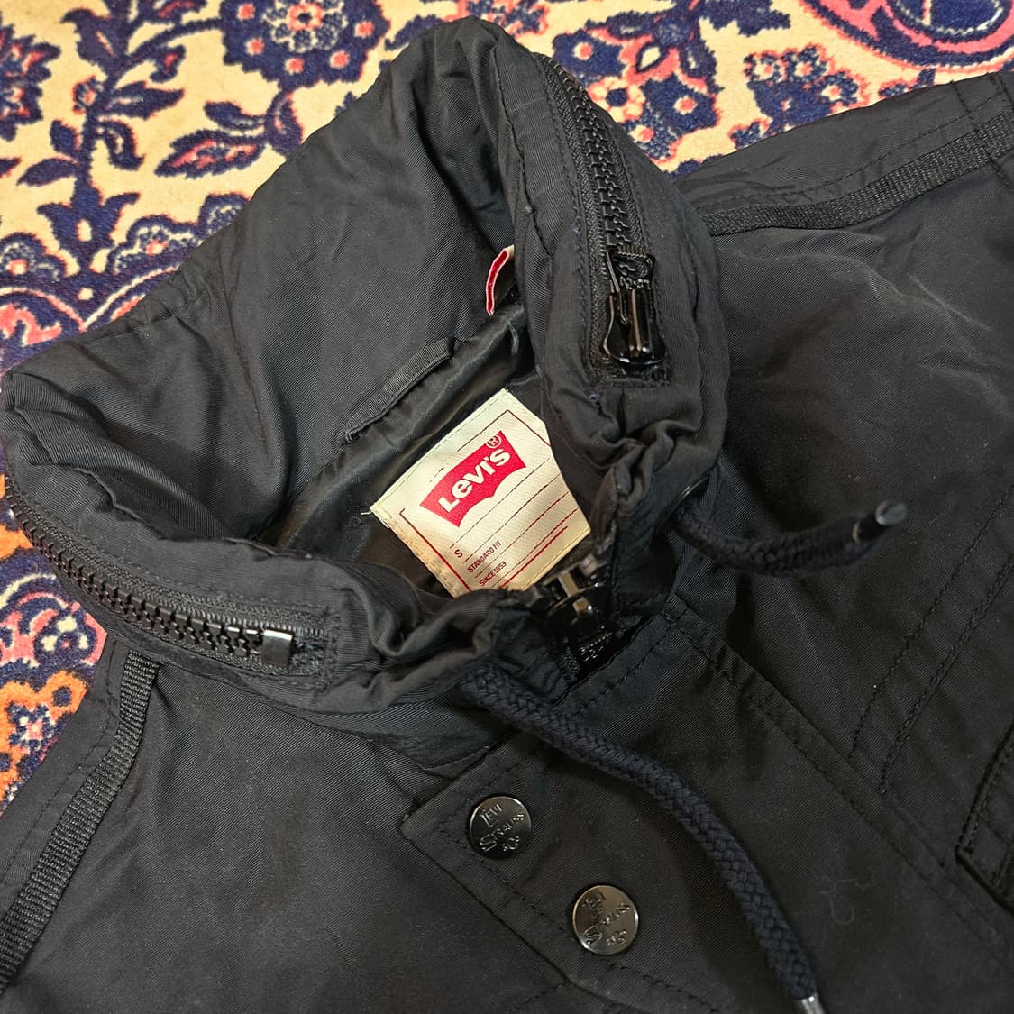 리바이스 피그먼트 블랙 멀티포켓 사파리 나일론 자켓 상품이미지6