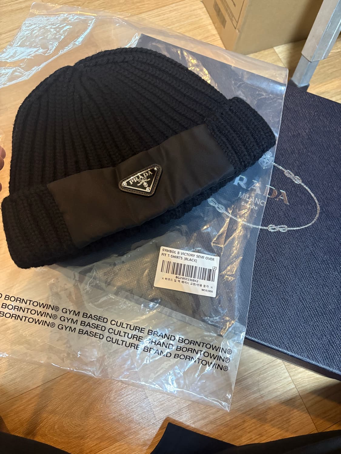 프라다 리나일론 비니 상품이미지2