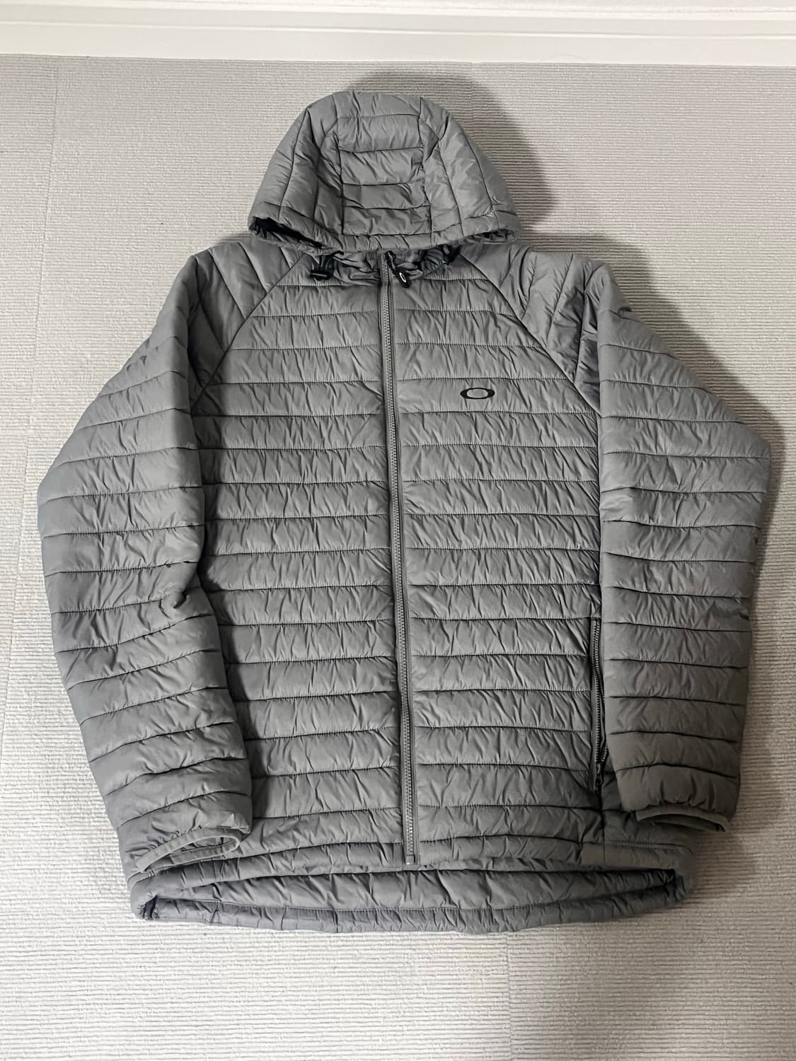 오클리 옴니 후드 경량 패딩 상품이미지1